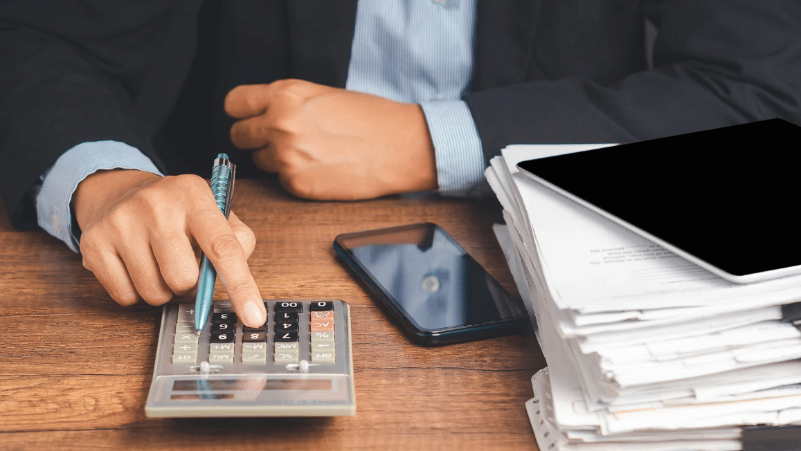 Reforma Tributária do Consumo e Operações Imobiliárias: o Regime Específico de IBS e CBS à Luz da EC 132/2023 e da LC 214/2025